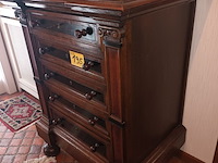 Lot 195 - antiek ladekast - afbeelding 2 van  5