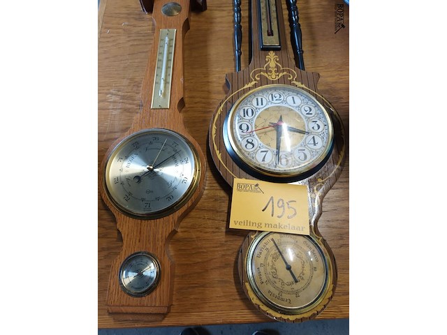Lot 195 - barometers. 2 stuks - afbeelding 5 van  5