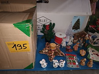 Lot 195 - kerstdecoratie - afbeelding 1 van  4