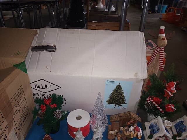 Lot 195 - kerstdecoratie - afbeelding 3 van  4