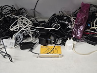 Lot 195 - lot diverse opladers - afbeelding 1 van  4