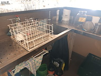 Lot 195 - rvc werkblad met spoelbak - afbeelding 2 van  3