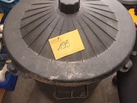 Lot 195 - vuilnisbak met deksel - afbeelding 3 van  3