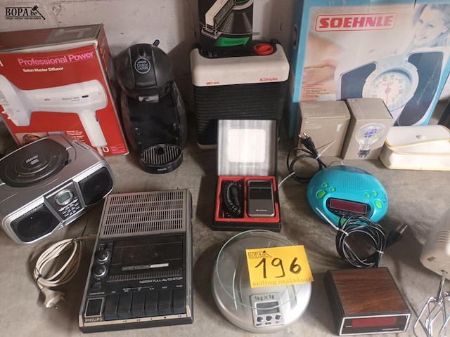Lot 196 - diverse elektro. 14 stuks - afbeelding 1 van  7