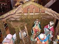 Lot 196 - kerststal met figuren. 13 stuks - afbeelding 2 van  4
