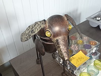 Lot 196 - metalen hond en theelichthouders - afbeelding 4 van  4
