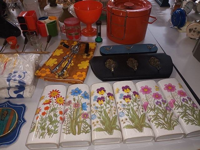 Lot 196 - retro decoratie en huisraad. 42 stuks - afbeelding 5 van  6