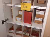 Lot 197 - bevestigingsmateriaal - afbeelding 5 van  5