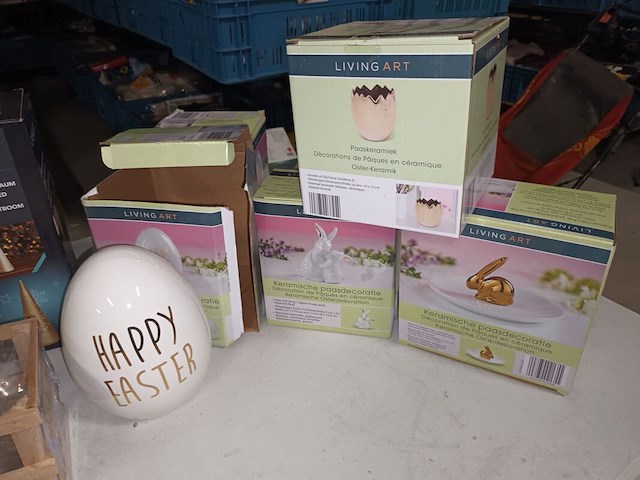 Lot 197 - sfeerverlichting en paasdeco. 16 stuks - afbeelding 2 van  4