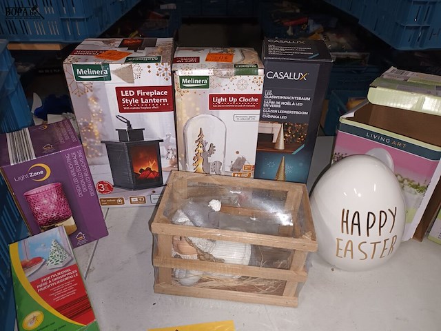 Lot 197 - sfeerverlichting en paasdeco. 16 stuks - afbeelding 3 van  4