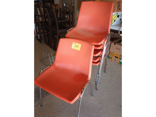 Lot 197 - vintage oranje stoelen belgium. 6 stuks - afbeelding 1 van  3