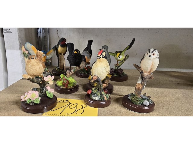 Lot 198 - leuke collectie vogeltjes 9 stuks - afbeelding 1 van  3