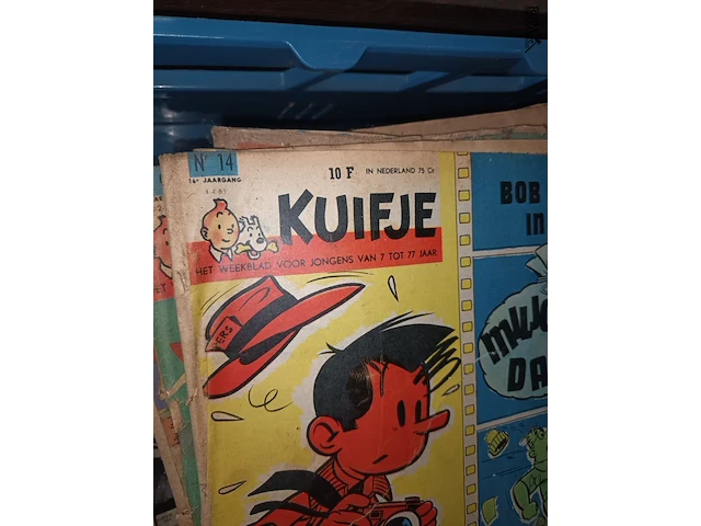 Lot 198 - lot oude kuifje magazines - afbeelding 2 van  3
