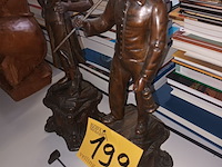 Lot 199 - beelden in zamac. 2 stuks - afbeelding 2 van  4