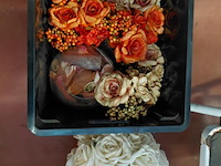 Lot 199 - decoratie allerlei + bloemen en sierkunst - afbeelding 2 van  2