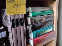 Lot 199 - lot boeken muziekgeschiedenis - afbeelding 1 van  1
