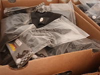Lot 199 - pads guards actieve sporten. 5 dozen - afbeelding 5 van  7