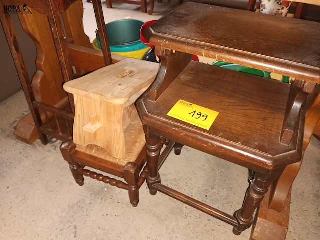 Lot 199 - vintage klein meubilair. 4 stuks - afbeelding 1 van  5