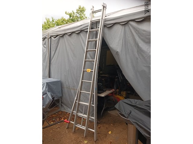 Lot 2 - aluminium ladder - afbeelding 1 van  3