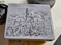 Lot 2 - beeldjes en bewaardoos - afbeelding 2 van  7