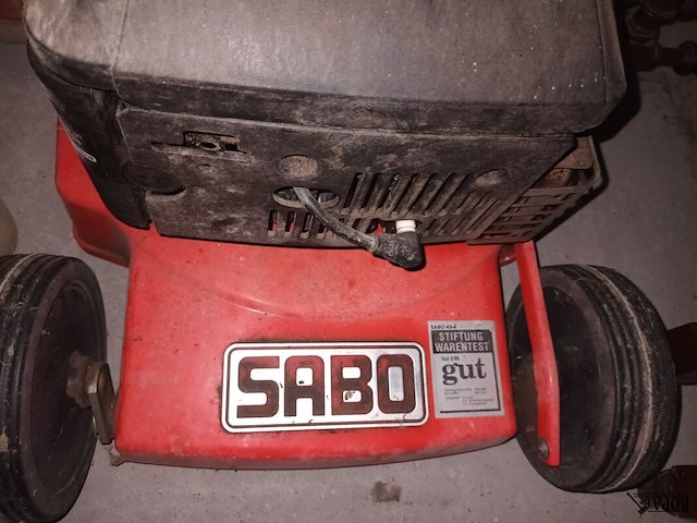 Lot 2 - benzine grasmaaier sabo - afbeelding 3 van  6