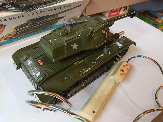 Lot 2 - clim tankkanon t-206 - afbeelding 4 van  6