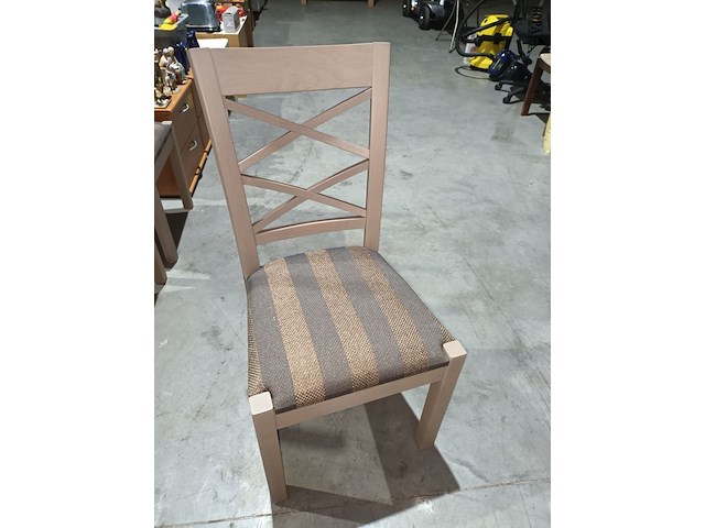 Lot 2 - eetkamerstoelen. 6 stuks - afbeelding 1 van  4