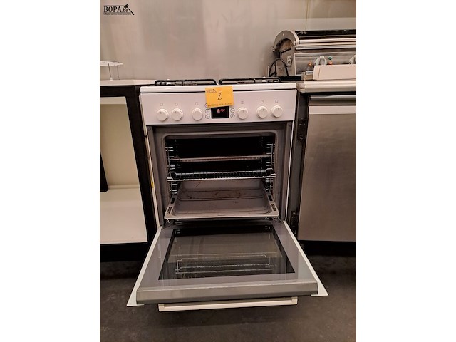 Lot 2 - gasfornuis bosch - afbeelding 1 van  4