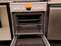 Lot 2 - gasfornuis bosch - afbeelding 1 van  4