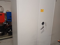 Lot 2 - high security safe