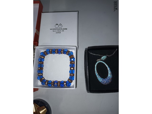 Lot 2 - juwelen. 11 stuks - afbeelding 5 van  7