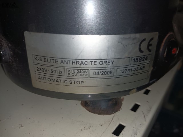 Lot 2 - koffiemolen - afbeelding 3 van  3