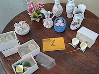 Lot 2 - lot kleine porseleinen curiosa - 7 varia en 10 stuks reeks k