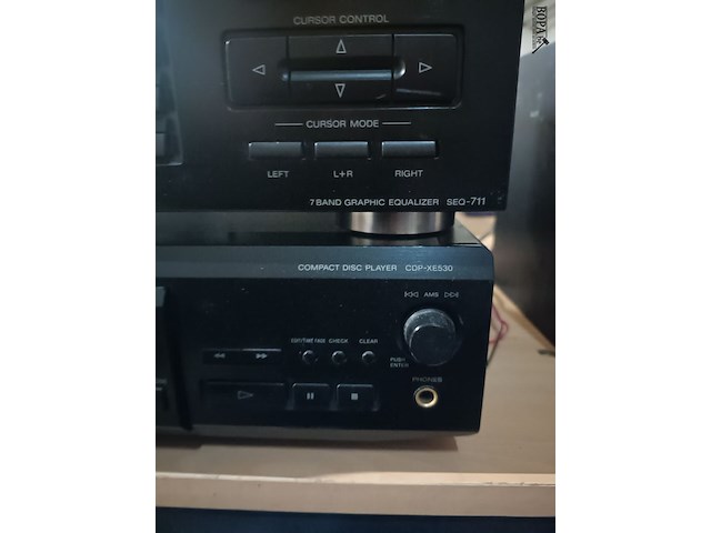 Lot 2 - muziekinstallatie sony - afbeelding 2 van  3