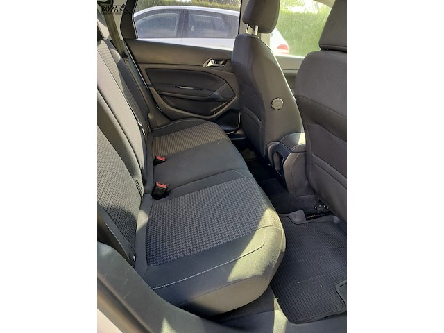 Lot 2 - peugeot 308 (2018-chass.vf3lcyhypjs284352) - afbeelding 19 van  21