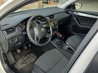 Lot 2 - skoda octavia (2015-chass.tmbjg7ne1g0056522) - afbeelding 3 van  30