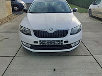 Lot 2 - skoda octavia (2015-chass.tmbjg7ne1g0056522)