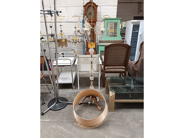 Lot 2 - staande lamp - afbeelding 3 van  7