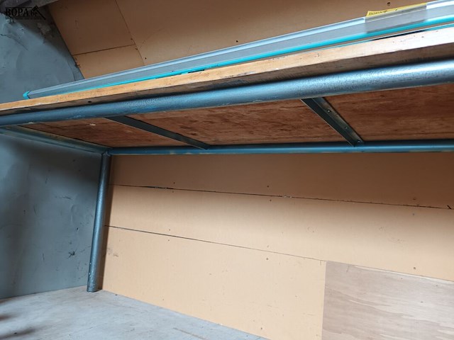 Lot 2 - tafel - afbeelding 2 van  3