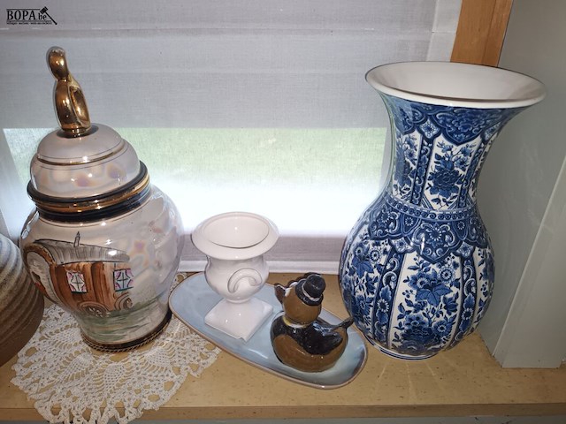 Lot 2 - vazen en decoratie. 9 stuks - afbeelding 2 van  8