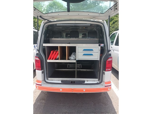 Lot 2 - volkswagen kombi (2019-chass.wv2zzz7hzkh088275) - afbeelding 6 van  12