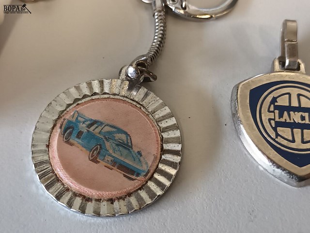 Lot 20 - auto snuisterijen. 9 stuks - afbeelding 6 van  8