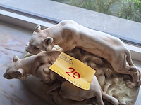 Lot 20 - beeld leeuwinnen
