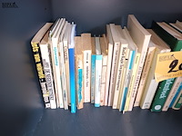 Lot 20 - boeken. 37 stuks - afbeelding 2 van  4