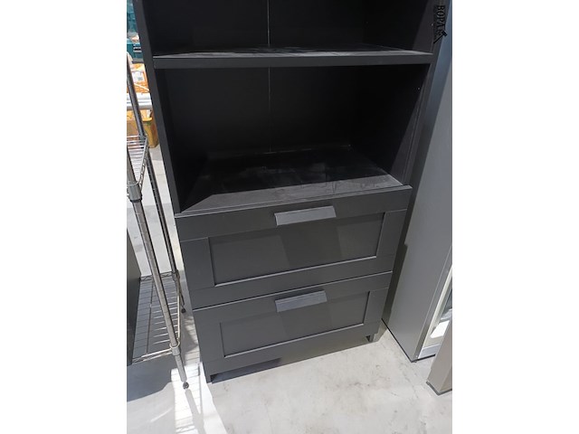 Lot 20 - boekenkast met lades - afbeelding 2 van  3