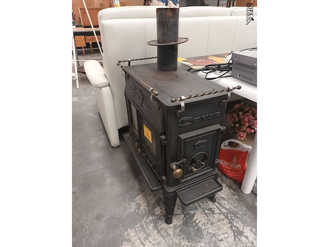 Lot 20 - dovy houtkachel - afbeelding 2 van  7