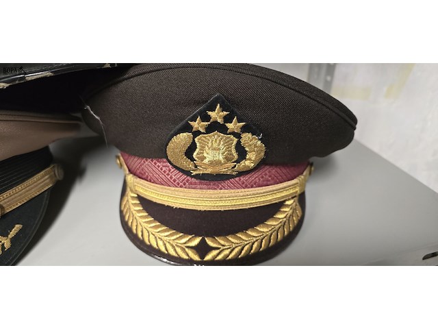 Lot 20 - indonesië 5 kepies - afbeelding 4 van  5