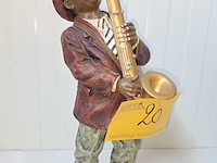 Lot 20 - jazzband saxofonist figuur