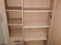 Lot 20 - kast - afbeelding 3 van  3