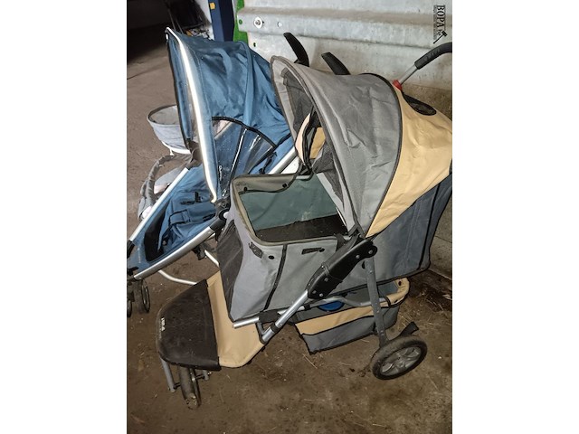 Lot 20 - kinderwagen en buggy - afbeelding 3 van  3
